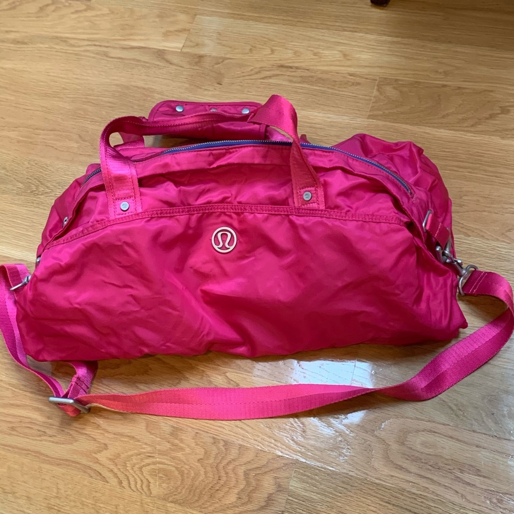 Lululemon gym bag